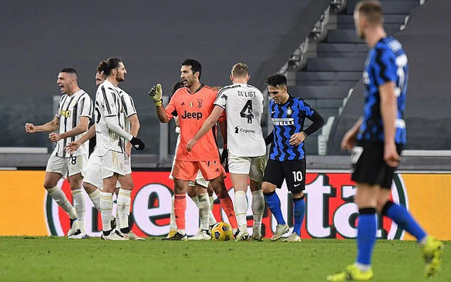 Inter vượt qua Juve một cách dễ dàng, tiến vào trận chung kết Coppa Italia