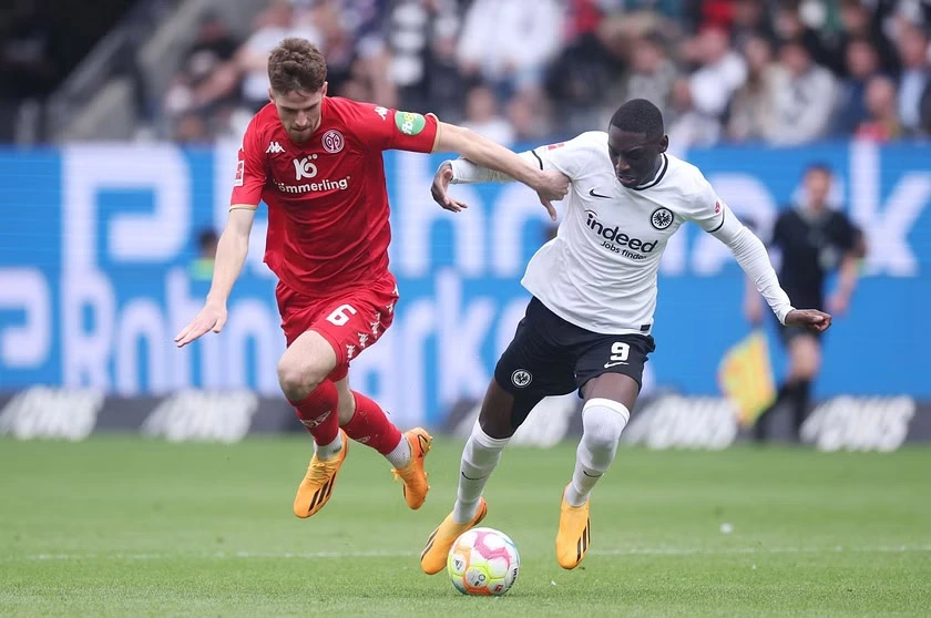 Trận đấu Frankfurt vs Mainz diễn ra lúc 02h30 ngày 27/1.