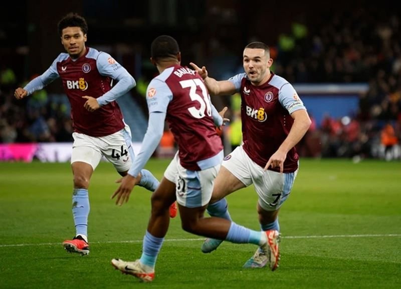 Trận đấu giữa Aston Villa và MU diễn ra vào lúc 23h30 ngày 11/2