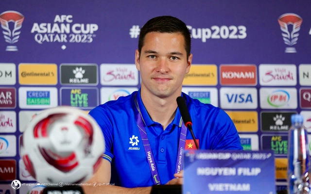Thủ môn Nguyễn Filip tăng cường tinh thần trước trận đấu lượt về với Indonesia