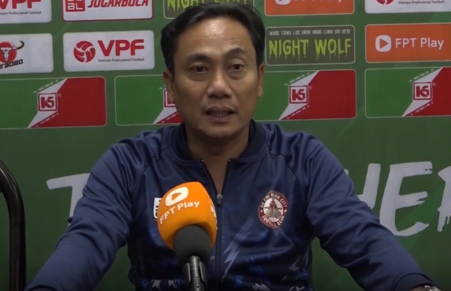HLV Phùng Thanh Phương hối tiếc sau trận thua của CLB TP.HCM trước HAGL