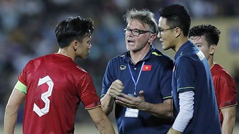 Hơn 10 cầu thủ nhập tịch Indonesia tạo áp lực đối với ĐT Việt Nam